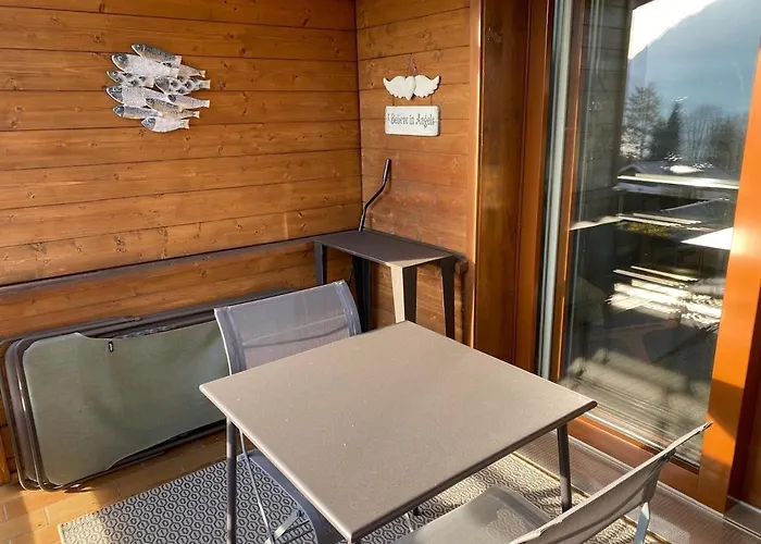 15 Min To Interlaken Seeblick Apartman *