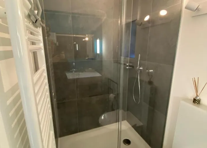 15 Min To Interlaken Seeblick Apartman *